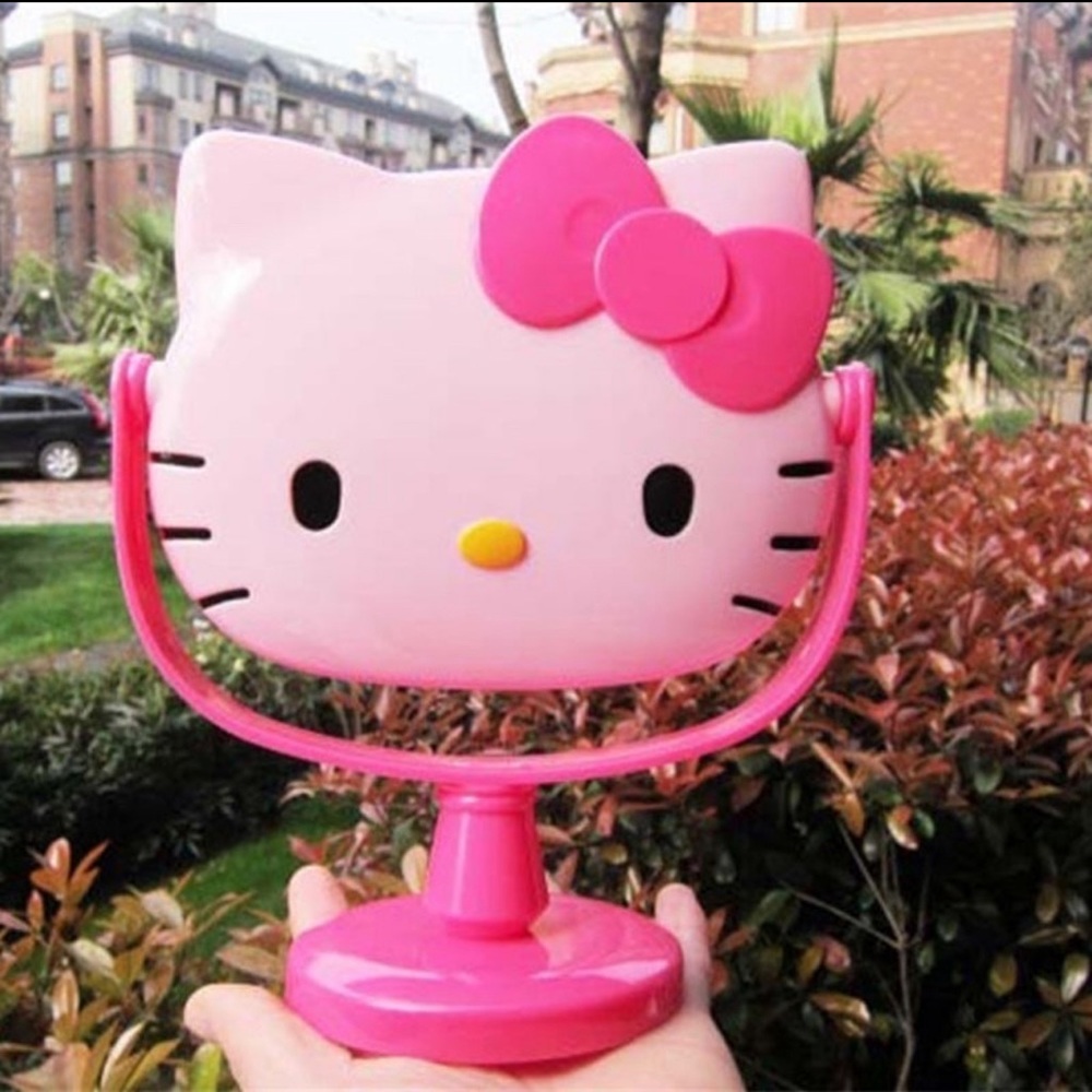 Hello kitty mirror